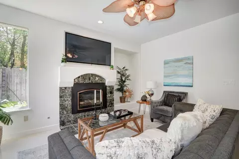Living - 1205 Villaverde Ln, Davis, CA 95618 photo 6 of 7