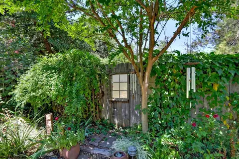 Exterior - 1205 Villaverde Ln, Davis, CA 95618 photo 8 of 27