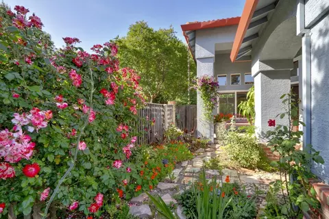 Exterior - 1205 Villaverde Ln, Davis, CA 95618 photo 23 of 27