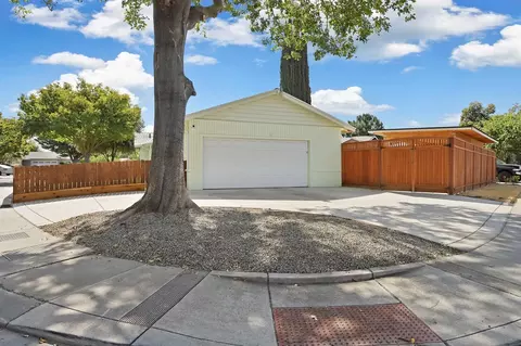 2317 Tampico Ct, Modesto, CA 95355 photo 5