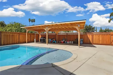 2317 Tampico Ct, Modesto, CA 95355 photo 2