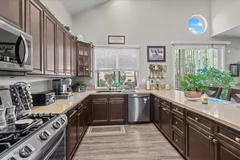 2112 Rampart St, Modesto, CA 95355 photo 13