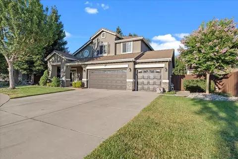 2112 Rampart St, Modesto, CA 95355 photo 3