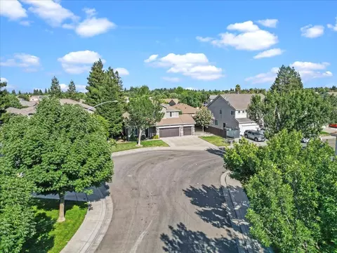 2112 Rampart St, Modesto, CA 95355 photo 4