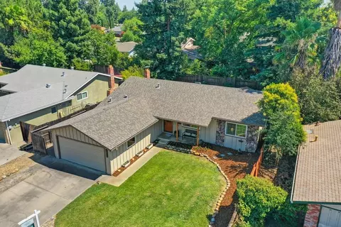 View/Area - 2620 Blackburn Dr, Davis, CA 95618 photo 2 of 4