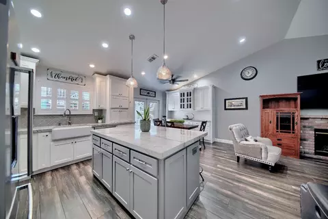 Kitchen - 3928 Rickman Way, Ceres, CA 95307 photo 4 of 10