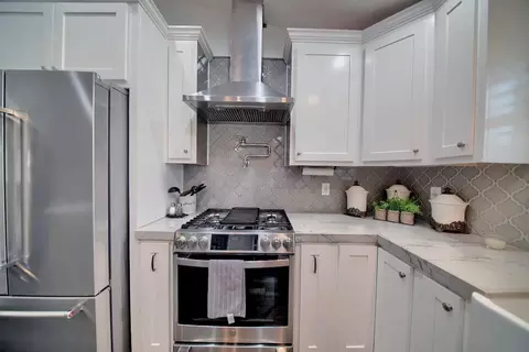 Kitchen - 3928 Rickman Way, Ceres, CA 95307 photo 3 of 10