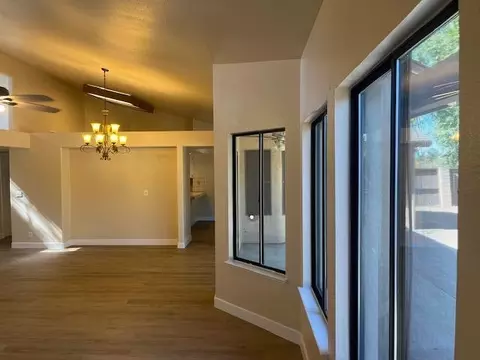 500 W Clover Ave, Patterson, CA 95363 photo 4