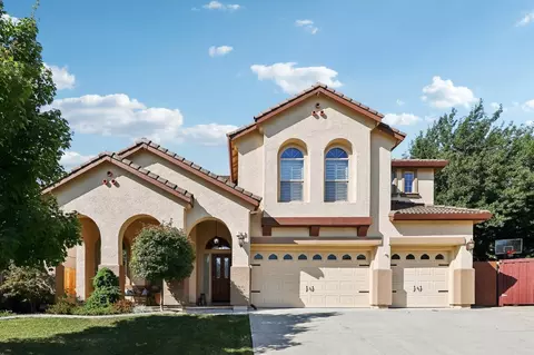 141 Courante Ct, Roseville, CA 95747
