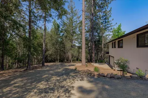 Exterior - 4961 Jackrabbit Dr, Placerville, CA 95667 photo 16 of 29