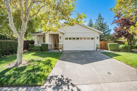 3103 Clarkson Dr, Rocklin, CA 95765 photo 1
