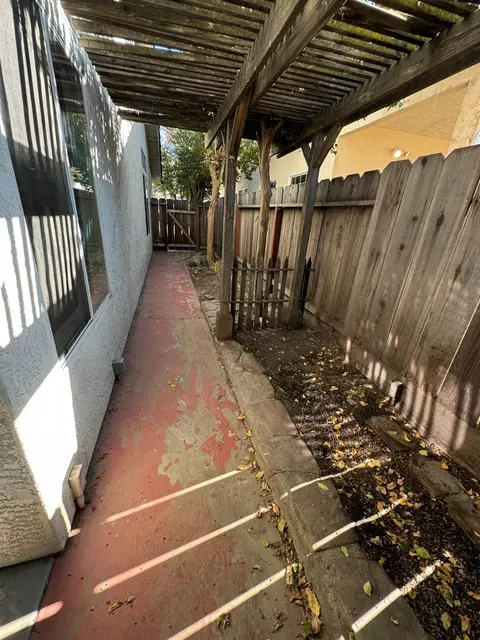 1677 Brier Rd, Turlock, CA 95380 photo 31