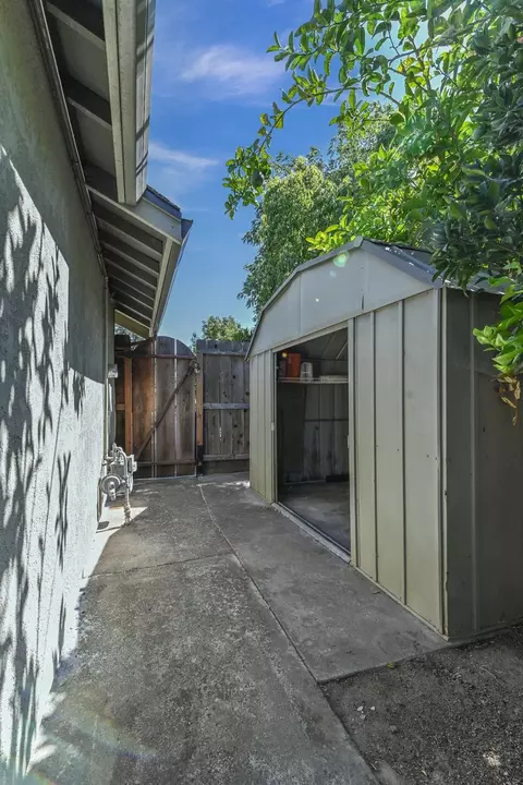 2721 Ostler Ct, Modesto, CA 95355 photo 45