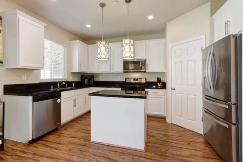 471 Ashwick Loop, Sacramento, CA 95823 photo 10