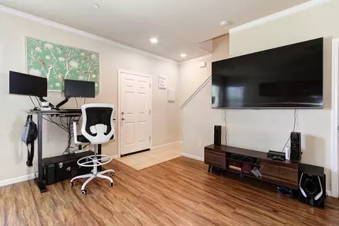 471 Ashwick Loop, Sacramento, CA 95823 photo 6