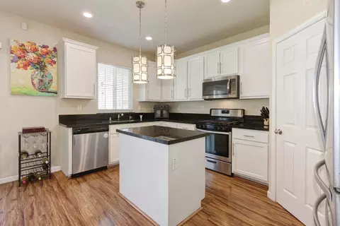 471 Ashwick Loop, Sacramento, CA 95823 photo 11