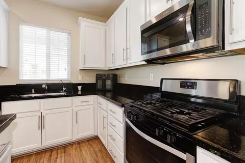471 Ashwick Loop, Sacramento, CA 95823 photo 13