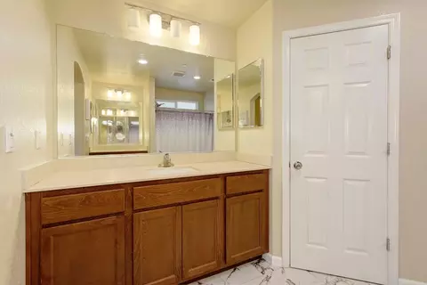471 Ashwick Loop, Sacramento, CA 95823 photo 24