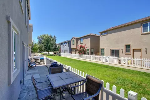 471 Ashwick Loop, Sacramento, CA 95823 photo 36