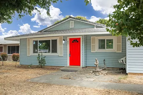 601 Edgewood Ln, Willows, CA 95988 photo 2