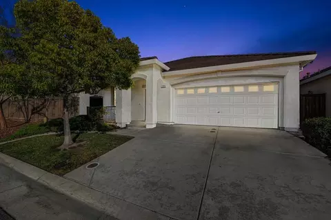 1880 Rezzano Way, Roseville, CA 95747