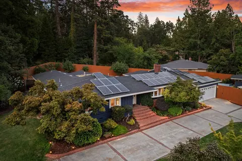 12223 Gayle Ln, Nevada City, CA 95959