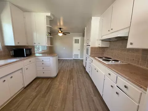 1920 Q St, Merced, CA 95340 photo 5