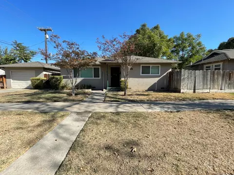 1920 Q St, Merced, CA 95340 photo 1