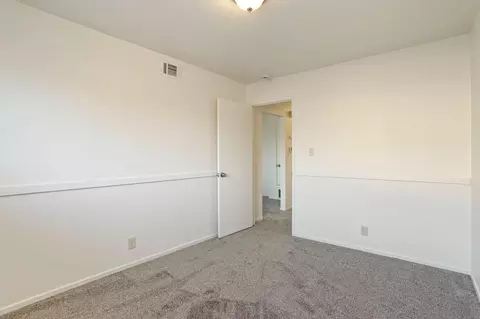 Bedroom - 1354 Mitchell Ln, Manteca, CA 95336 photo 2 of 4