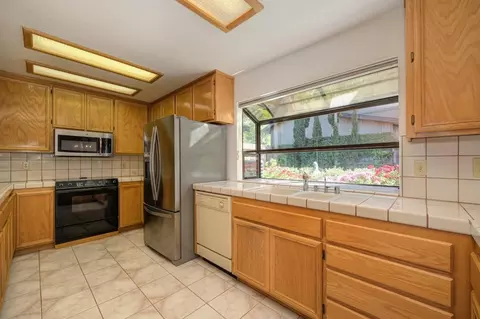 6844 Goot Way, Carmichael, CA 95608 photo 4