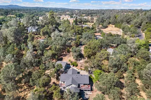 View/Area - 1395 Blue Tent Ct, Cool, CA 95614 photo 4 of 6