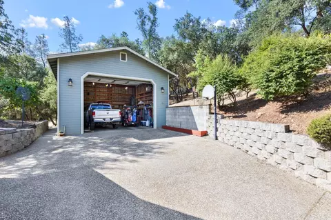 Exterior - 1395 Blue Tent Ct, Cool, CA 95614 photo 19 of 29