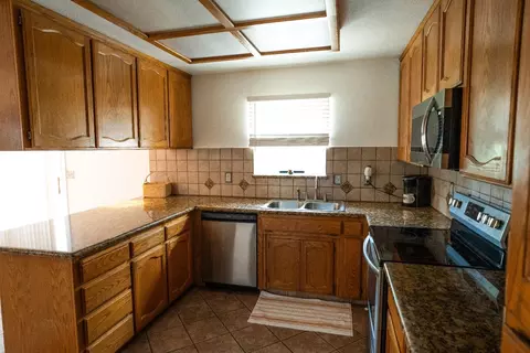 Kitchen - 1185 Partridge, Merced, CA 95340 photo 2 of 4