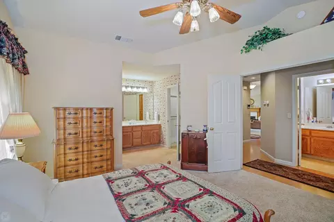 Bedroom - 1708 Brookside Dr, Manteca, CA 95336 photo 4 of 4