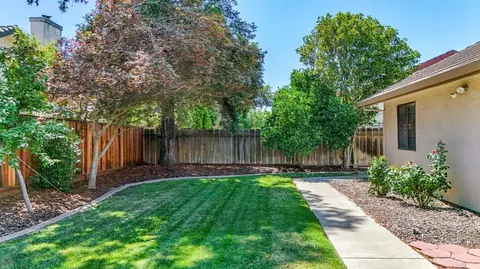 Exterior - 1708 Brookside Dr, Manteca, CA 95336 photo 7 of 14