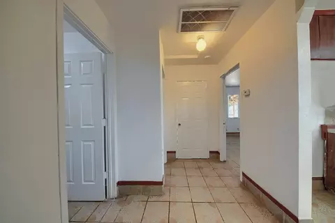 Entry Way - 2601 W Hatch Rd, Modesto, CA 95358 photo 10 of 10