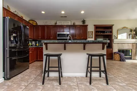 4104 Pathway Ln, Turlock, CA 95382 photo 16