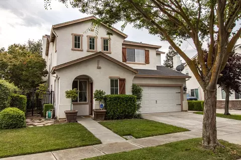 4104 Pathway Ln, Turlock, CA 95382 photo 1