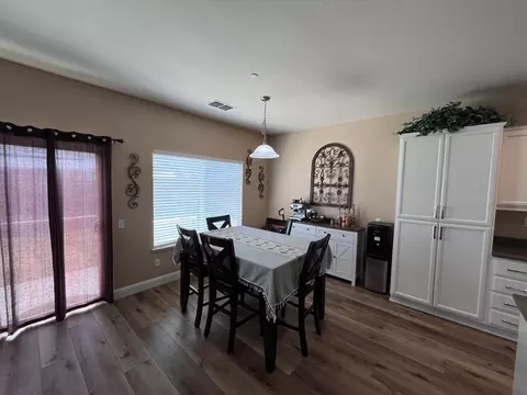 1910 Paul St, Hughson, CA 95326 photo 8