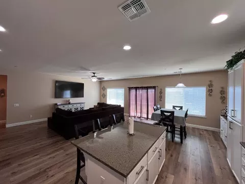 1910 Paul St, Hughson, CA 95326 photo 6