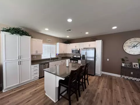 1910 Paul St, Hughson, CA 95326 photo 7