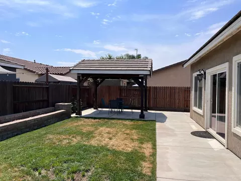 1910 Paul St, Hughson, CA 95326 photo 9