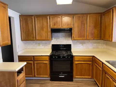 1716 Amesbury Pl, Modesto, CA 95358 photo 5