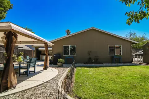 Exterior - 4392 Martel Dr, Olivehurst, CA 95961 photo 9 of 15