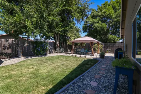 Exterior - 4392 Martel Dr, Olivehurst, CA 95961 photo 14 of 15