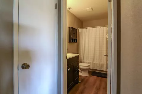 Entry Way - 4392 Martel Dr, Olivehurst, CA 95961 photo 4 of 4