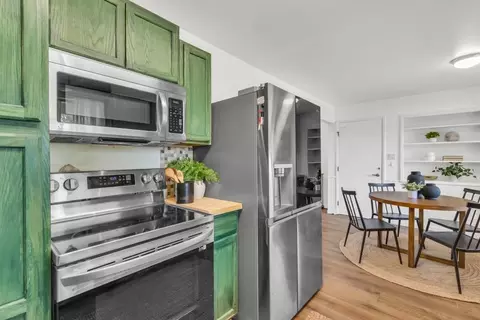 Kitchen - 3937 Maudray Way, Carmichael, CA 95608 photo 3 of 3