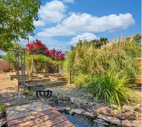 Exterior - 3937 Maudray Way, Carmichael, CA 95608 photo 8 of 8