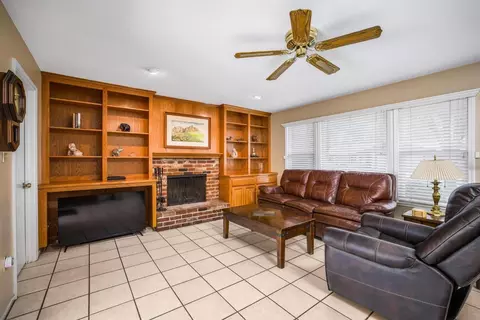 3900 Spring Oak Dr, Modesto, CA 95355 photo 12