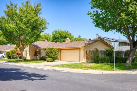 3900 Spring Oak Dr, Modesto, CA 95355 photo 3